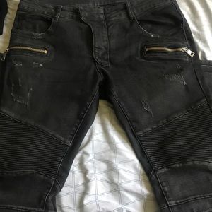 Balmain Paris men’s jeans